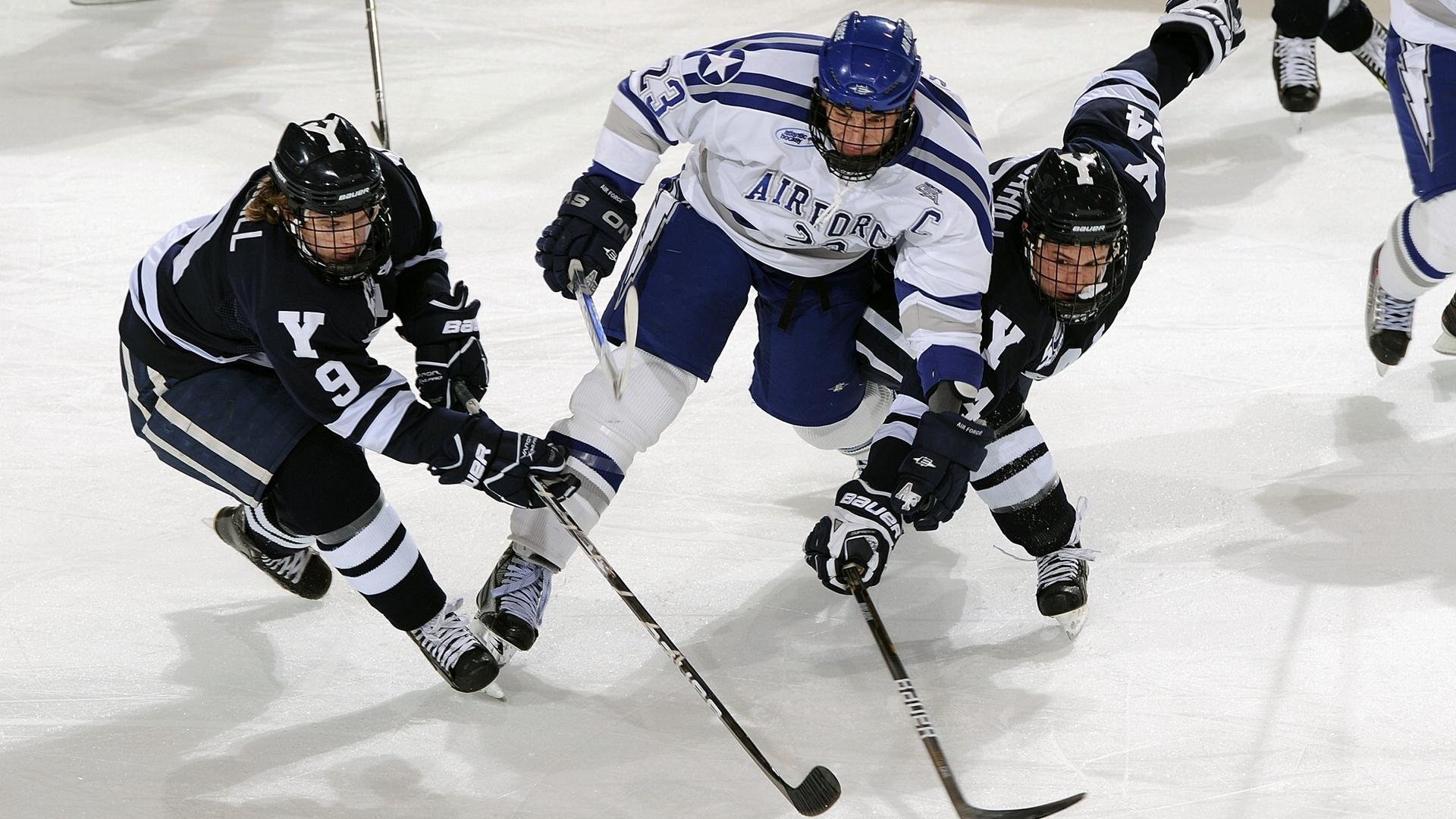 特色冰壶趣味赛，冰上策略的巧妙运用，冰壶比赛有哪三个项目